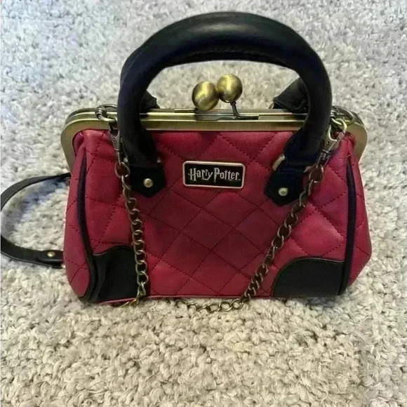 Harry Potter Hogwarts purse - Picture 5 of 10